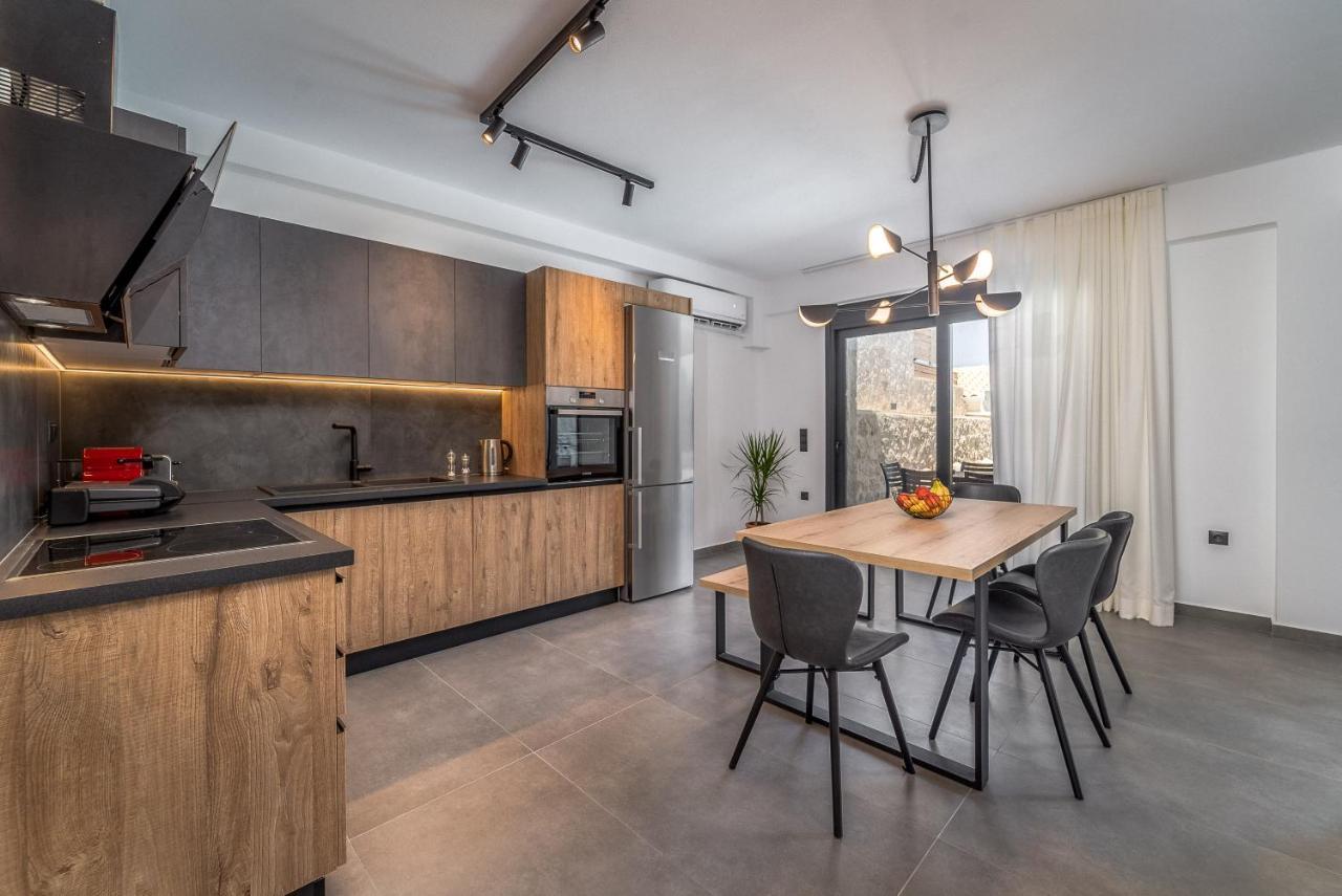 Nemesis Luxury Villas Apolpaina Екстериор снимка