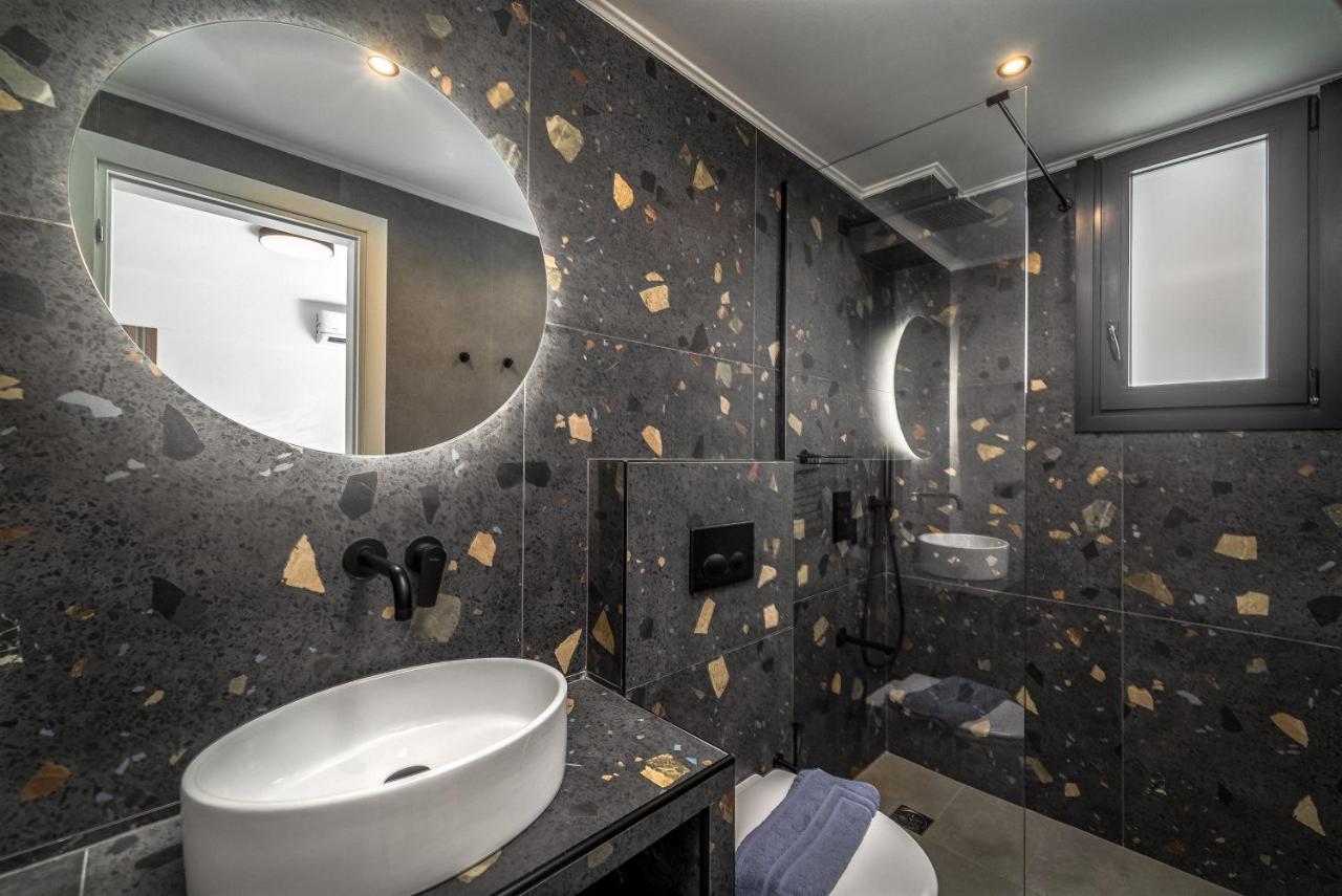 Nemesis Luxury Villas Apolpaina Екстериор снимка