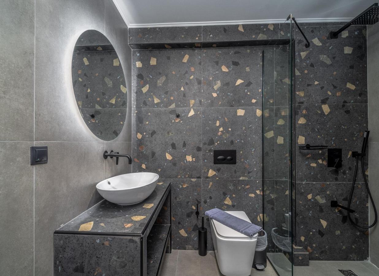 Nemesis Luxury Villas Apolpaina Екстериор снимка
